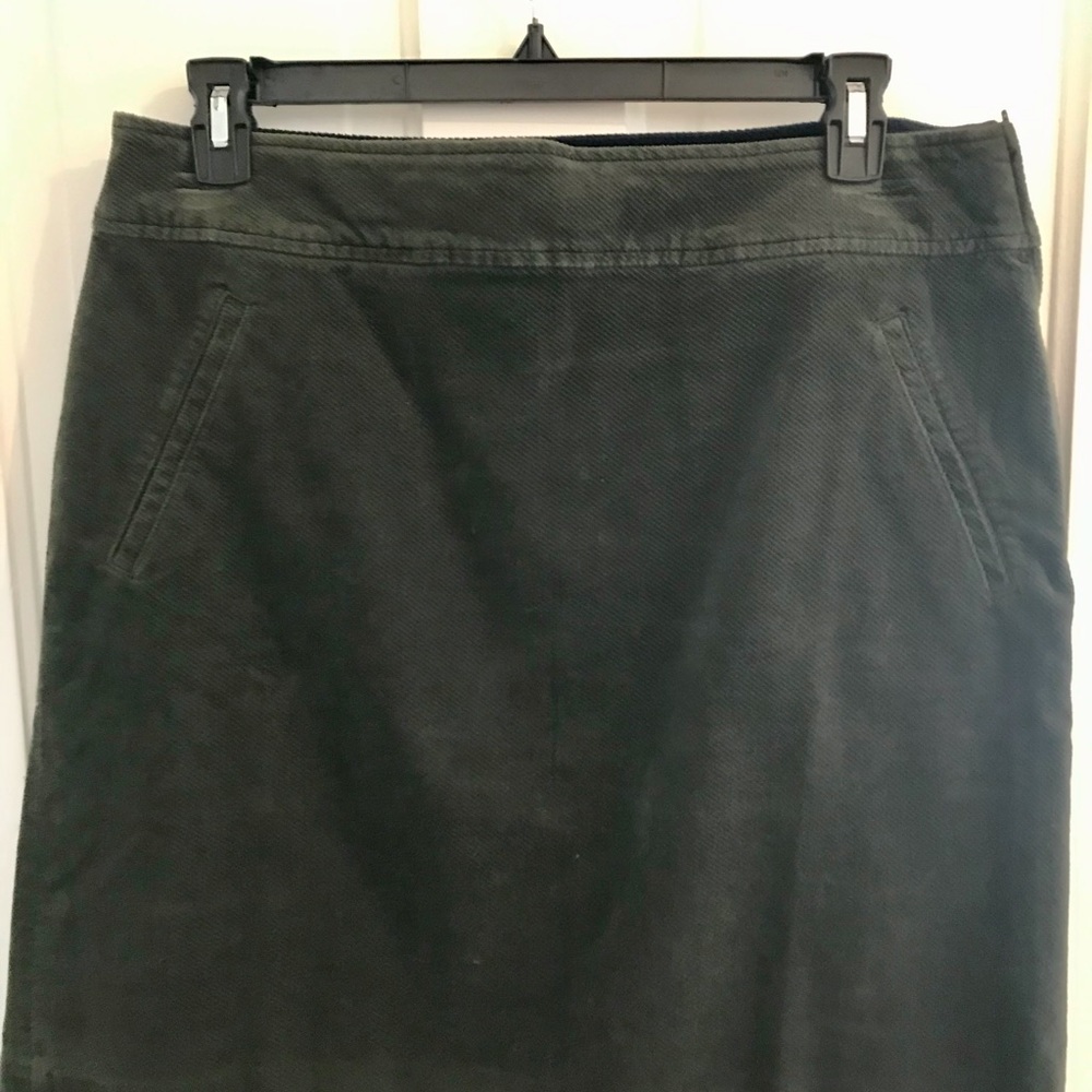 Talbots corduroy, hunter green skirt.